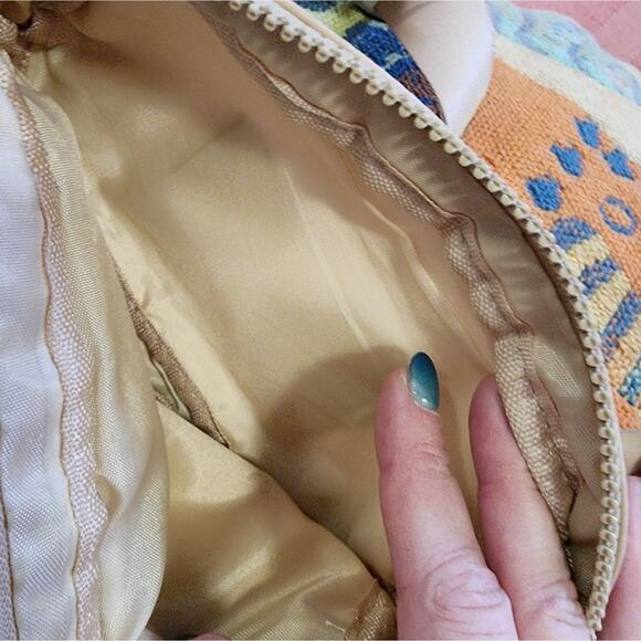 Steve Madden Crossbody Bag - Picture 6 of 6